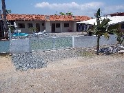 Aluga-se kit-net